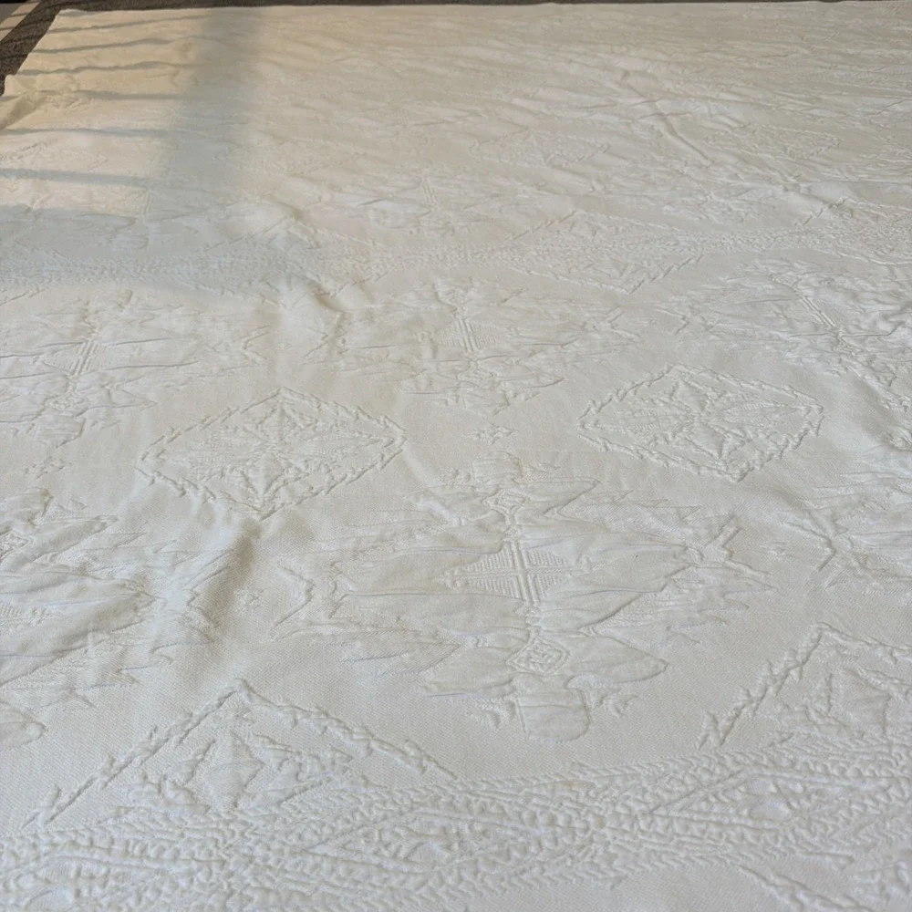 Ralph Lauren Textured 100% Cotton White Coverlet Geometric Diamond Pattern Full